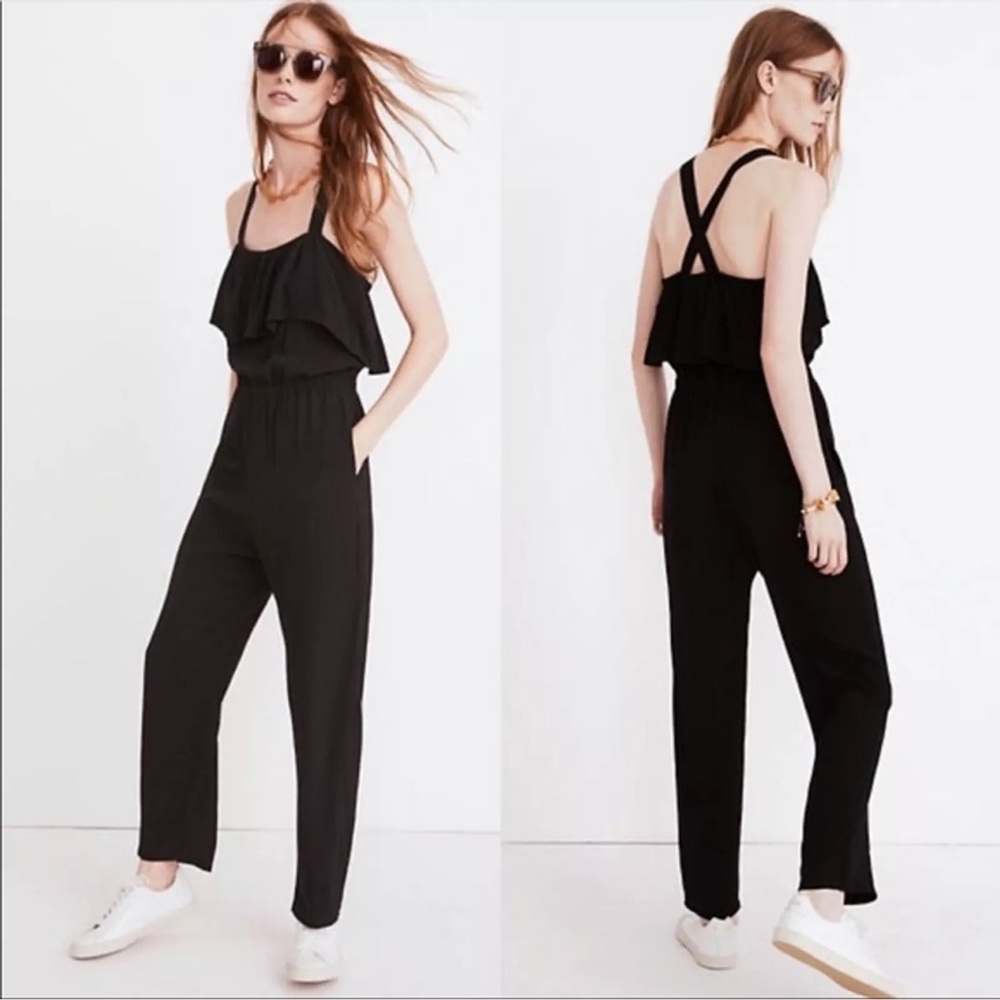 MADEWELL apron ruffle jumpsuit size LARGE.